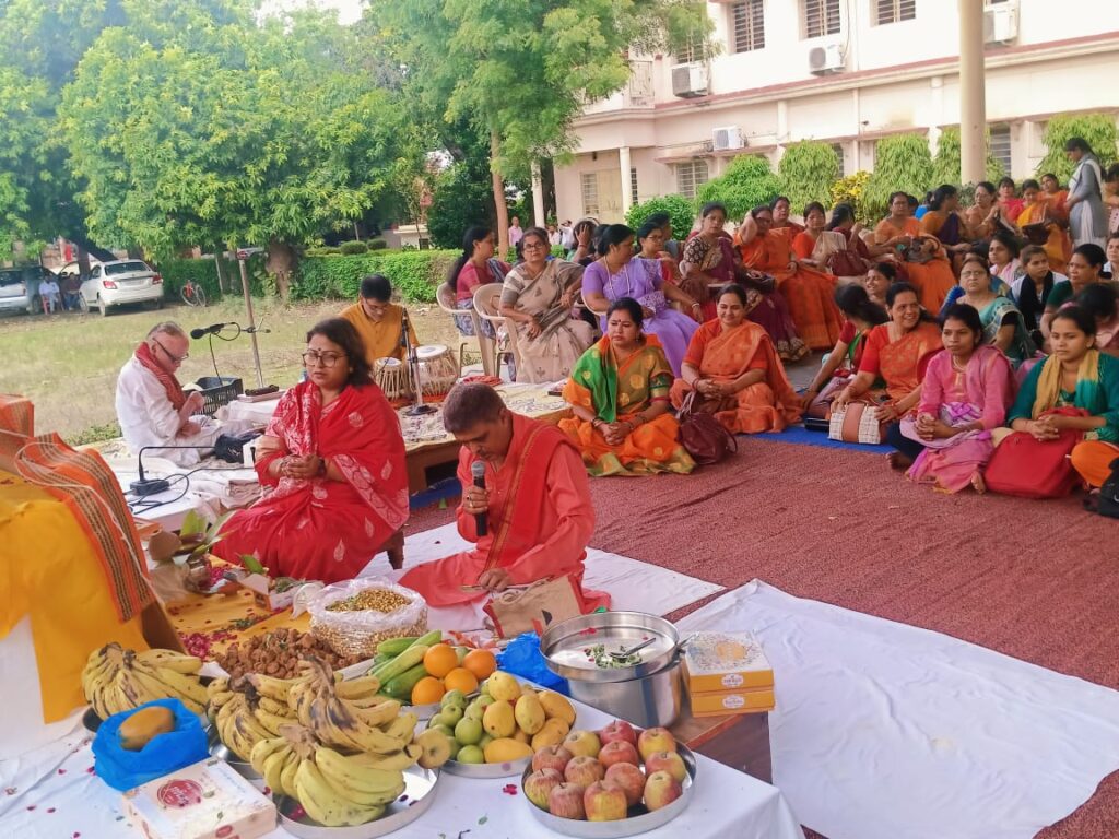 श्री अग्रसेन कन्या पी .जी. कॉलेज, में सुंदरकांड पाठ के साथ सत्रारंभ
