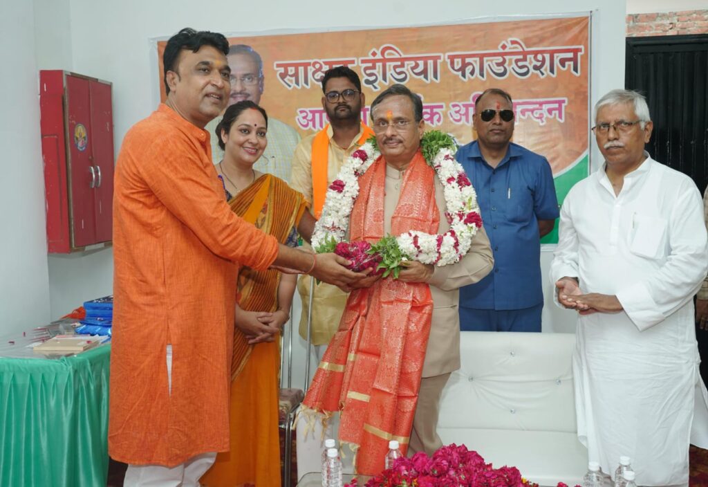 शिक्षा का सतत दान भविष्य के भारत की नींव: डा. दिनेश शर्मा