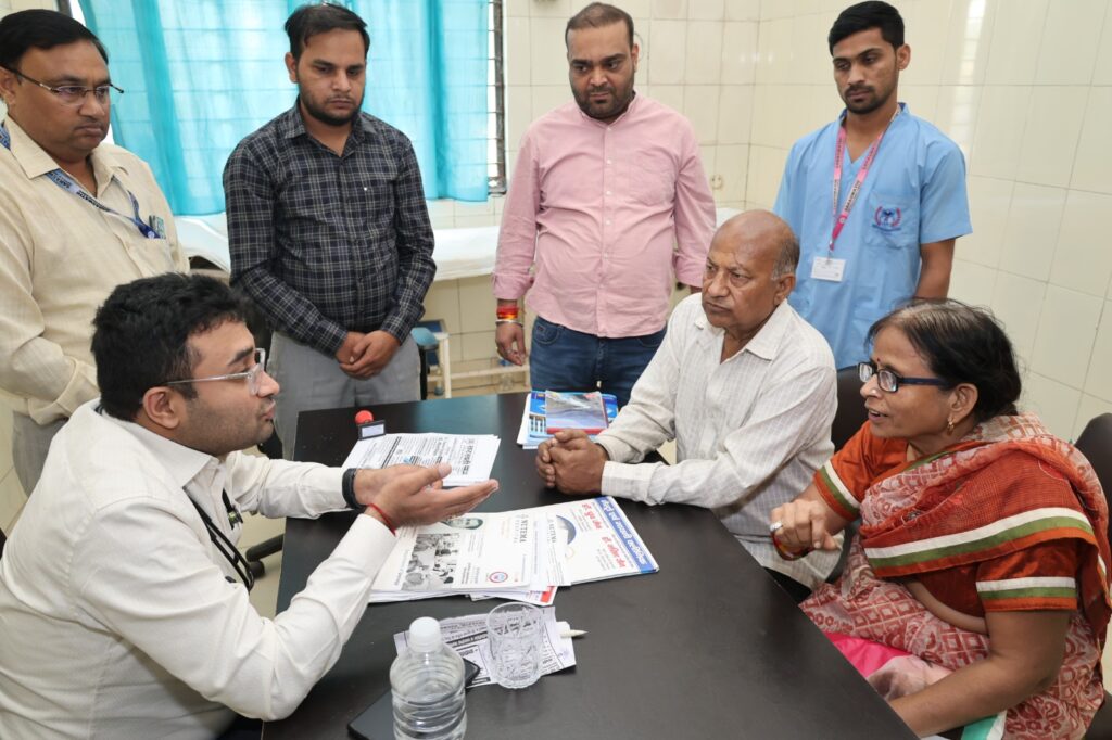 सरस्वती इंस्टिट्यूट ऑफ मेडिकल साइंसेज में निःशुल्क नेफ्रोलॉजी परामर्श शिविर का आयोजन