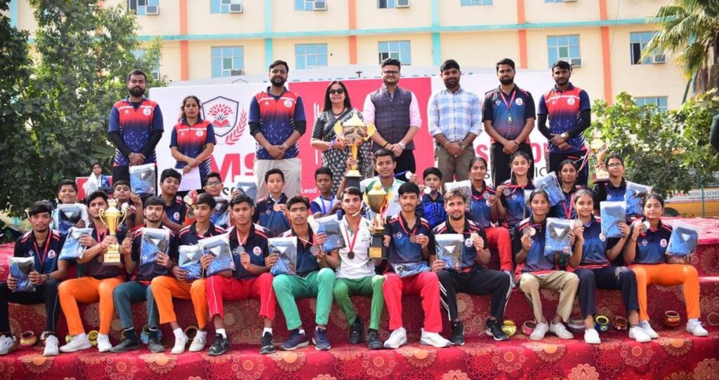 जेएमएस वर्ल्ड स्कूल ने रचा इतिहास बना हापुड़ का नंबर वन स्कूल