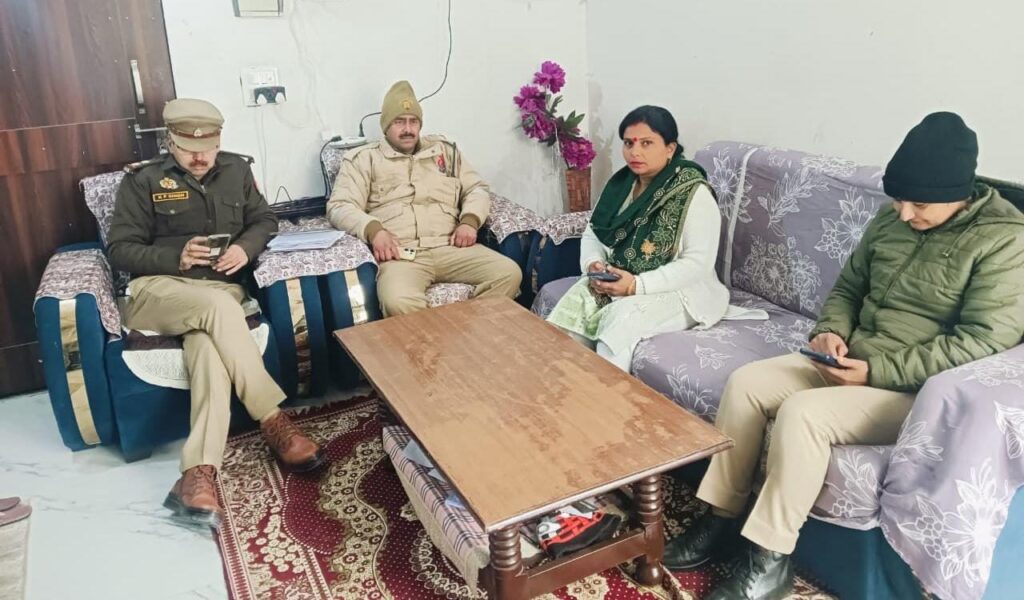 सपा नेता हाउस अरेस्ट, सरधना जाने से रोका